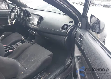 2014 Mitsubishi Lancer Evolution Gsr z USA, uszkodzony, nr VIN JA32W8FV7EU020737